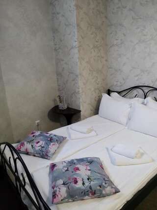 Отель Hotel Perfect Варна Небольшой двухместный номер с 1 кроватью и балконом-5